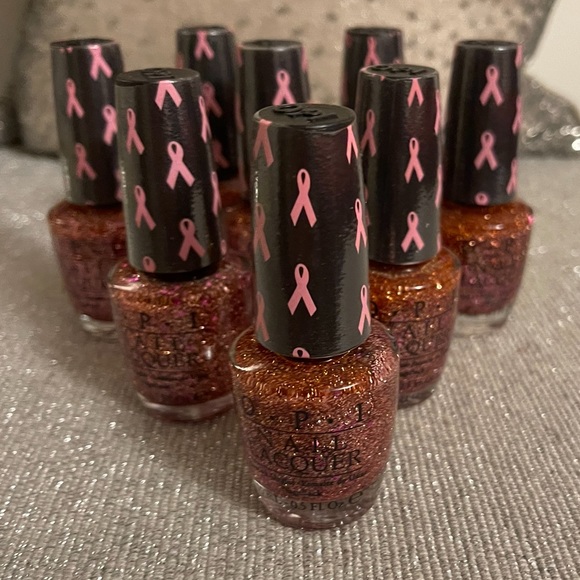 Beautiful glittered nail polish. - Picture 1 of 8